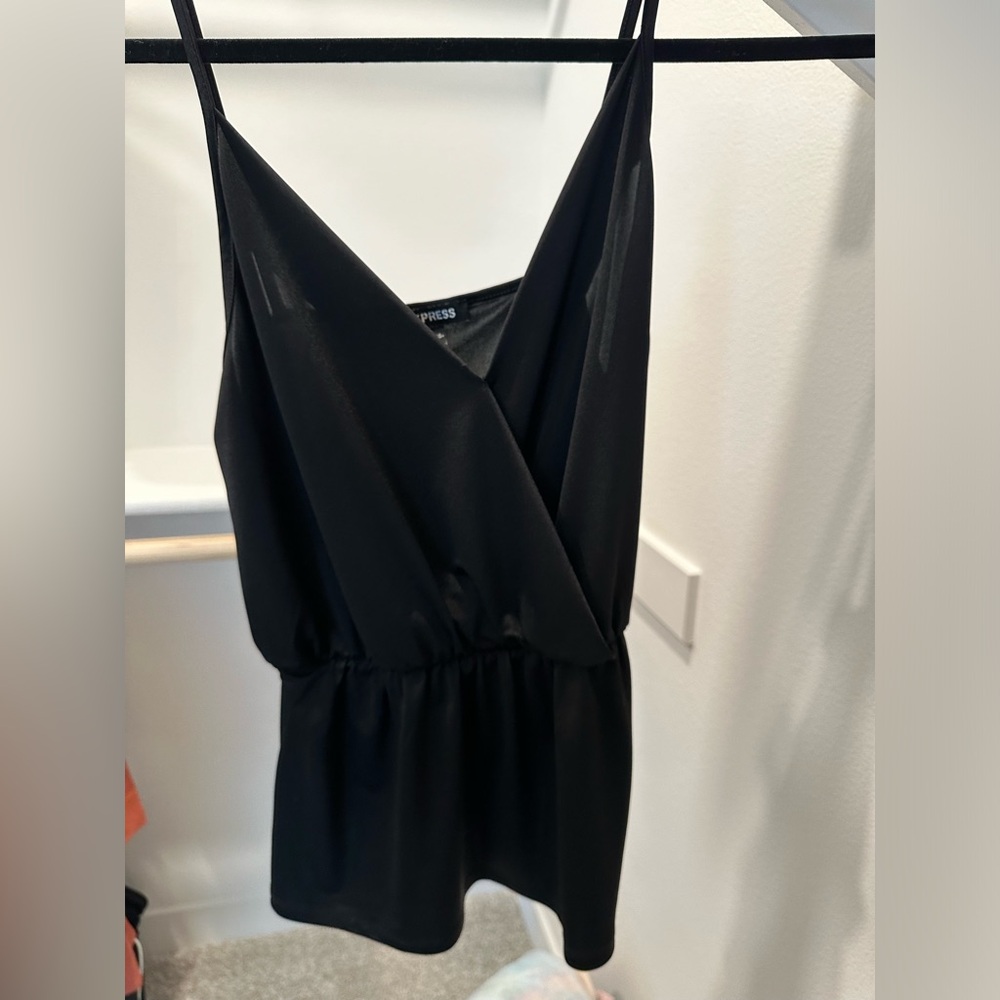 Black flowy tank top